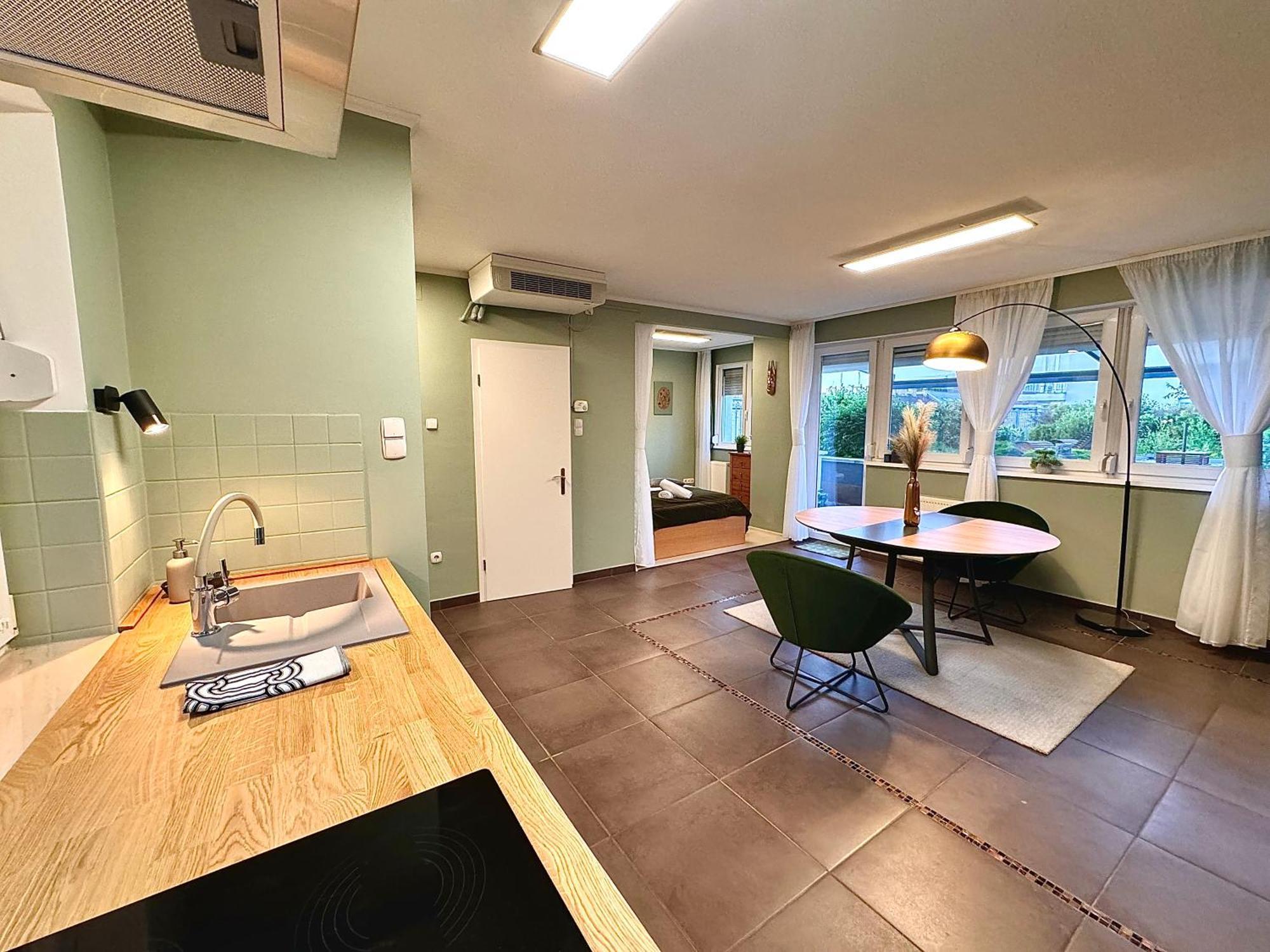 Apartman Private Rooftop Terrace - Sunny Retreat Budapest